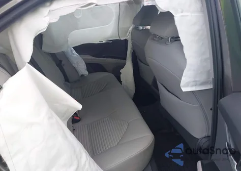 2018 Toyota Camry Se z USA, uszkodzony, nr VIN 4T1B11HK7JU104332